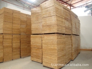 昆明金盛建筑模板 專(zhuān)業(yè)批發(fā)零售，現(xiàn)貨直供，品質(zhì)保障